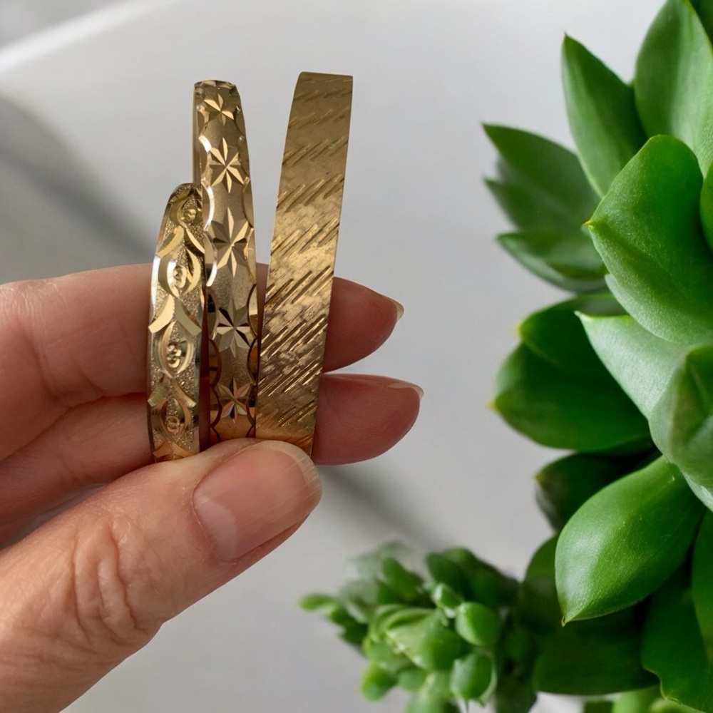 Matching Family Gold Textured Bangles Set